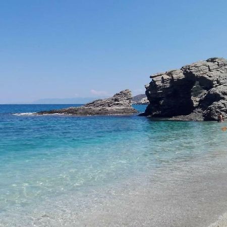 Moka Evia Island Hotel Akhladheri Luaran gambar