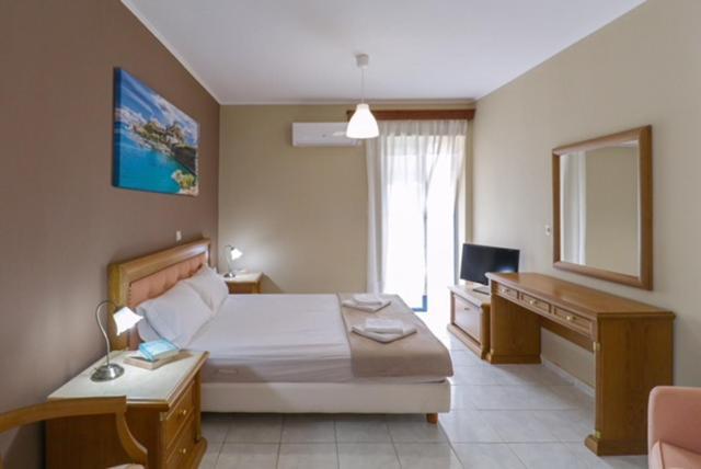 Moka Evia Island Hotel Akhladheri Luaran gambar