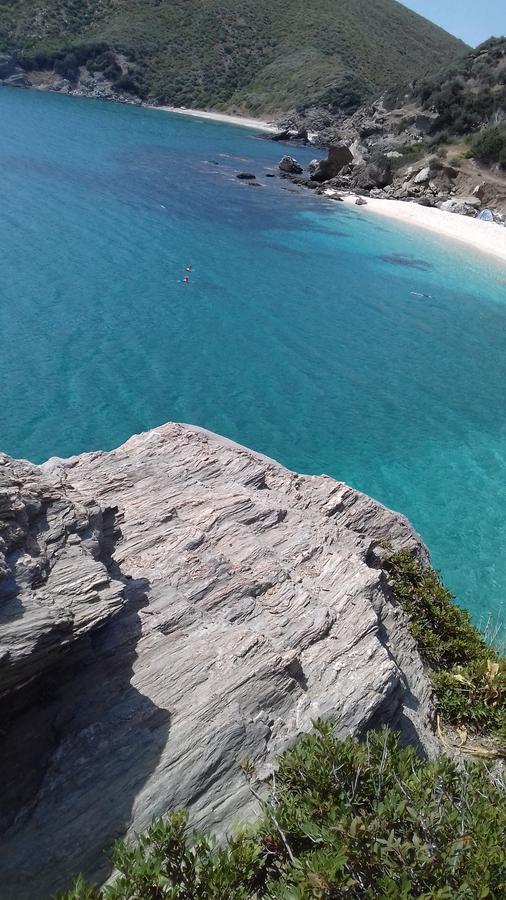 Moka Evia Island Hotel Akhladheri Luaran gambar
