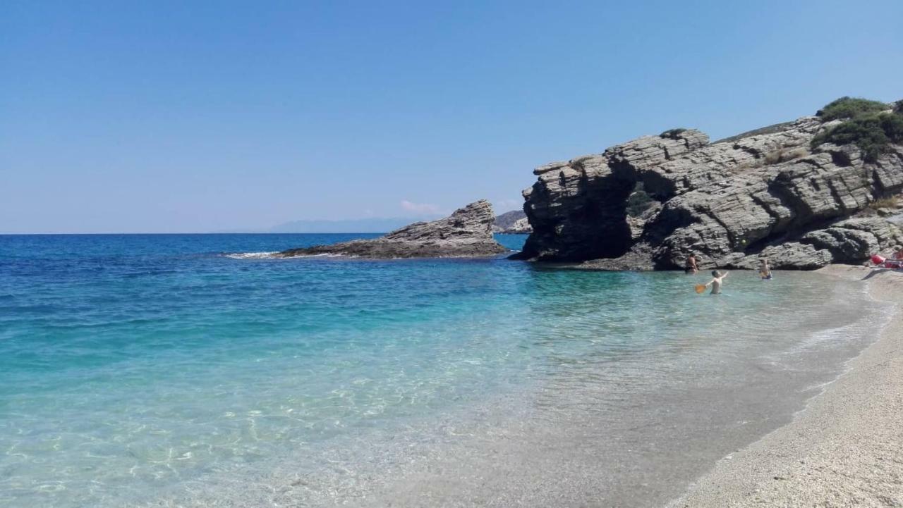 Moka Evia Island Hotel Akhladheri Luaran gambar